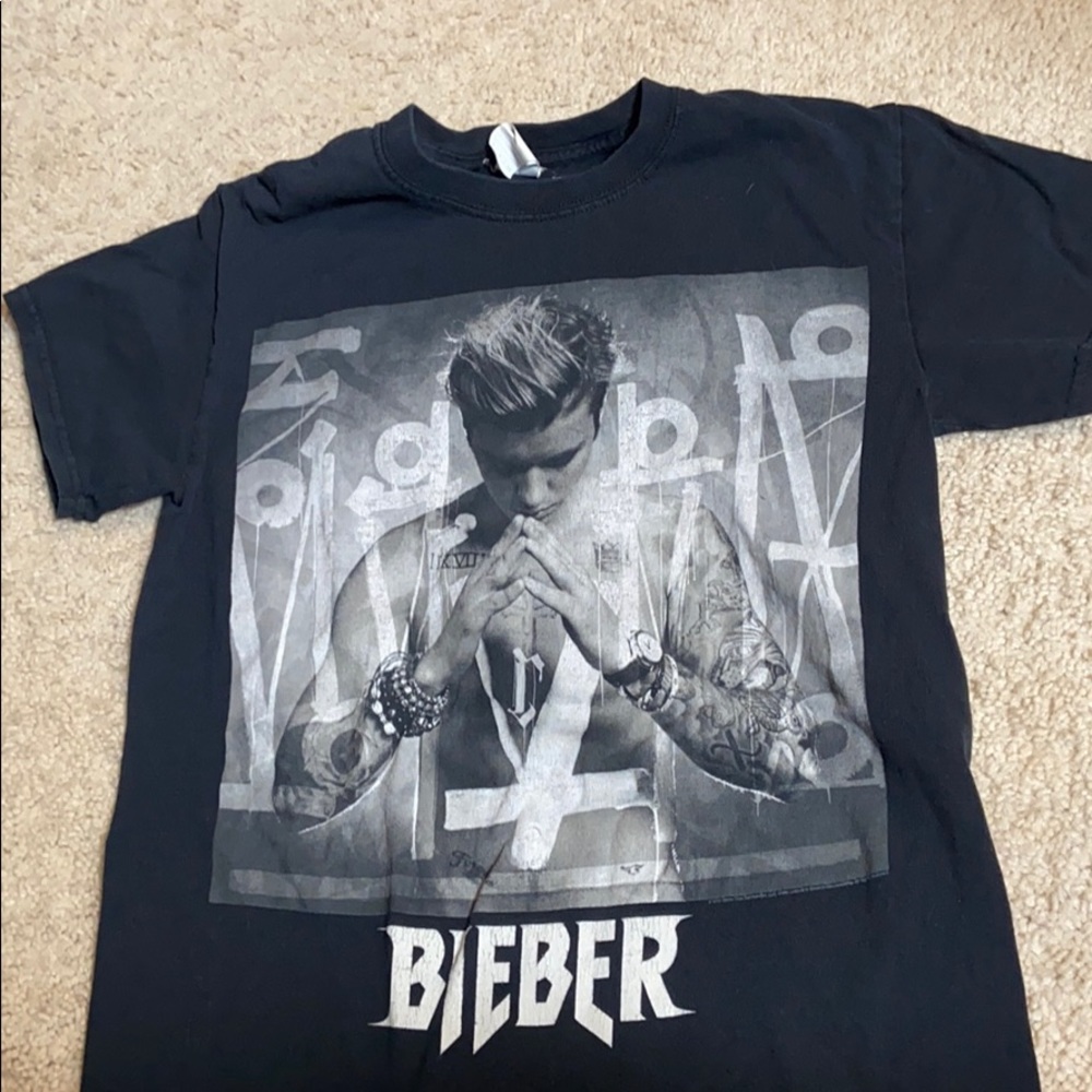 Justin Bieber shirt